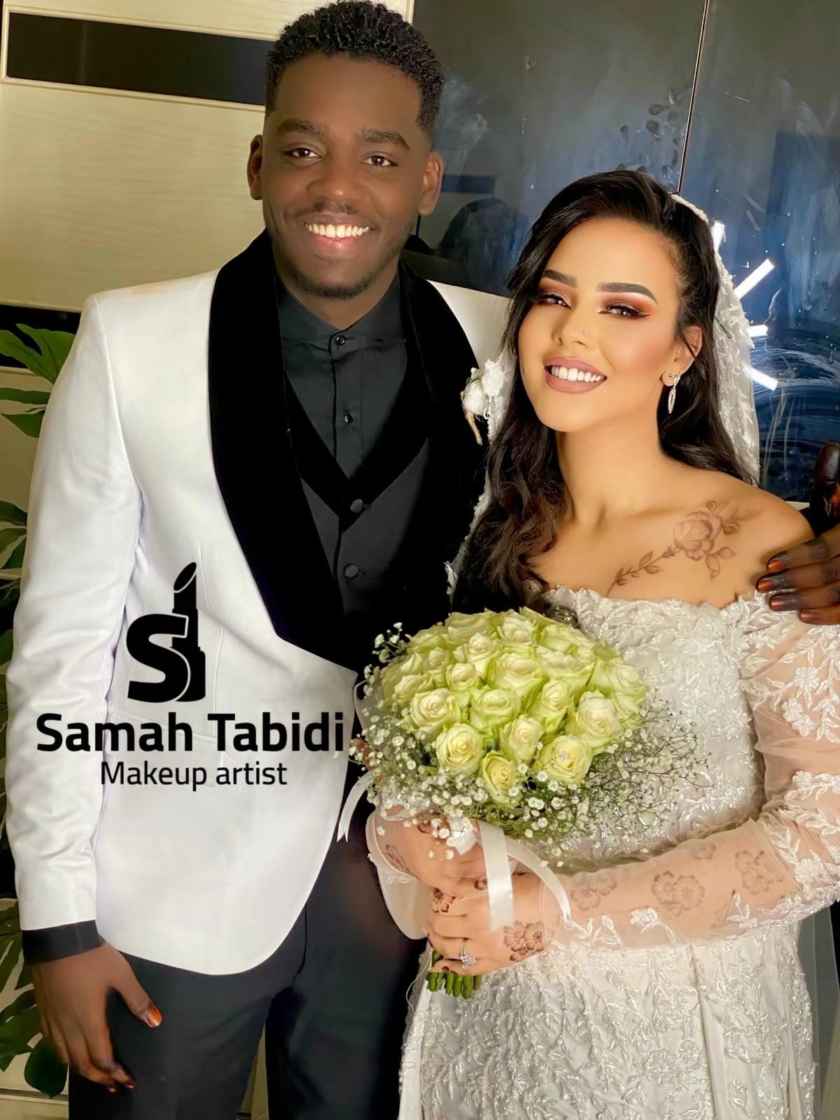 شاهد بالصورة.. بعد زواج أسطوري.. أنباء عن إنفصال الفنان السوداني مأمون سوار الدهب عن زوجته الحسناء ونشطاء يسربون تغريدة لها: (لا يمثلني وعلاقتي به انتهت وإجراءات الطلاق في المحكمة) 11 مأمون سوار الدهب وزوجته