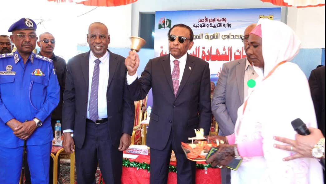 كامل إدريس يدشن انطلاق امتحانات الشهادة السودانية للدفعة المؤجلة 2024 10 FB IMG 1751201179304