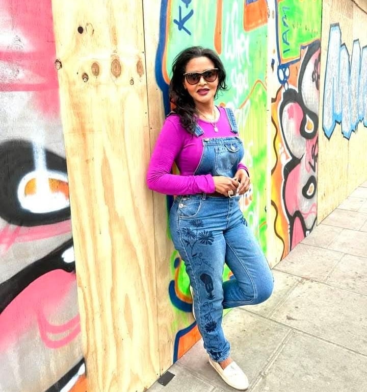 شاهد بالصور.. بعد أيام قليلة من تعيينه.. الحسناء "جدية" زوجة وزير الصحة السوداني تتصدر "الترند" بإطلالة مبهرة 12 جدية2