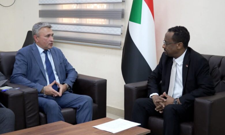 وزير الثقافة والإعلام والسياحة يستقبل السفير الروسي لدى السودان ويبحثان سبل تعزيز الشراكة السودانية الروسية 1 FB IMG 1755433020633