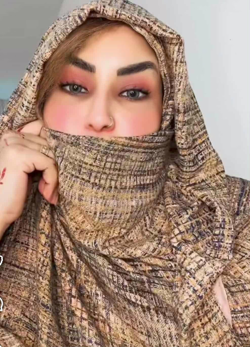 b8cbfbdc f982 47c2 9879 0269ba83b579