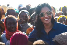 شاهد بالفيديو.. تسابيح خاطر تعود بمقطع من قلب الحدث: (الفاشر تحتاج الإغاثة وتحتاج الكثير وأطفالها يعانون سوء التغذية ويبحثون عن الحلوى والبسكويت داخل المستشفى) 4 580545415 1155850299858590 8768333435429923390 n