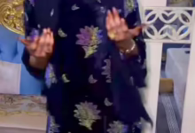 شاهد بالصورة والفيديو.. فتاة سودانية تثير الجدل وتشعل ثورة من الغضب على مواقع التواصل بوصلة رقص فاضحة بمؤخرتها 5 e625fdc6 7ffc 407f bd6d cd0eed23d873