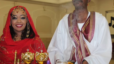 بالصورة.. زوجة المذيع الراحل محمد محمود حسكا السابقة تنعيه بعبارات مؤثرة: (ودعناك الله يا خفيف الروح يا طيب القلب يا حلو العشرة) 2 468321790 10161546595666185 8289924776401609763 n