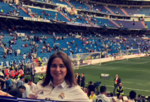 شاهد بالفيديو.. ناشطة عراقية حسناء تتغزل في الجمهور السوداني بالدوحة وترصد تفاعله بالمدرجات: (فزتوا لقلوبنا وجمهور رهيب) 6 503130511 3032728383567529 4837797285578965314 n