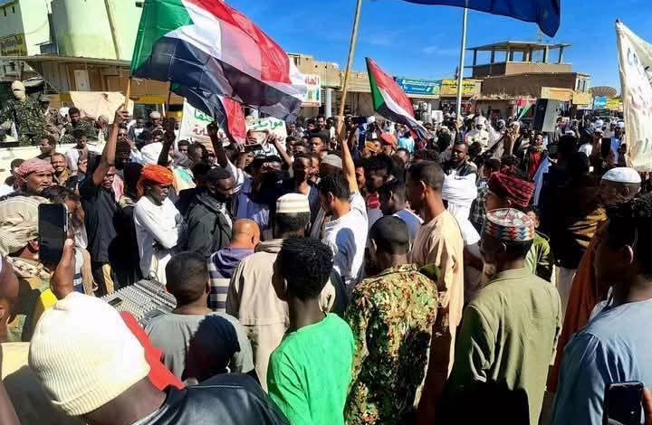 حلفا تصطف خلف القوات المسلحة وتدعو إلى تصنيف الدعم السريع منظمة إرهابية 1 FB IMG 1765631730274