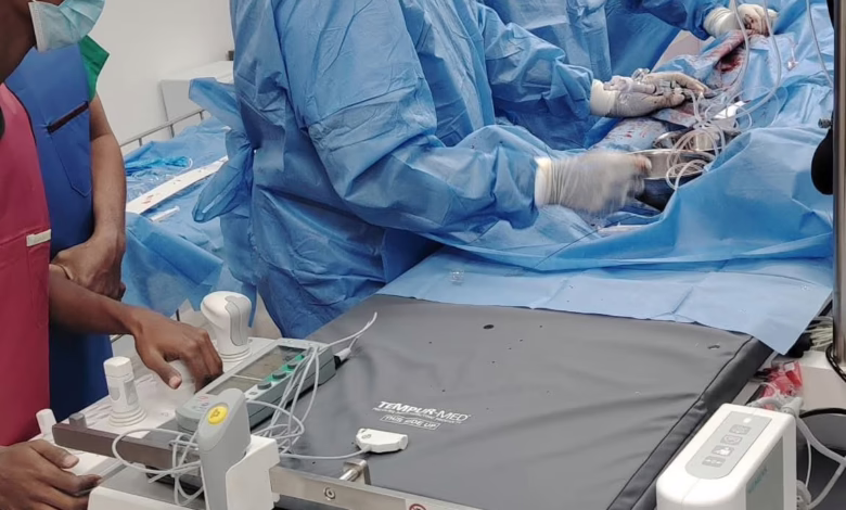 مركز (إيلا) للقلب والقسطرة ببورتسودان يجري 40 عملية منذ افتتاحه في 28 نوفمبر 2025 1 FB IMG 1766229869358