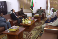 والي الشمالية يستقبل وفد لجنة تقصي الحقائق حول انتهاكات القانون الدولي لحقوق الإنسان 17 FB IMG 1766919610735