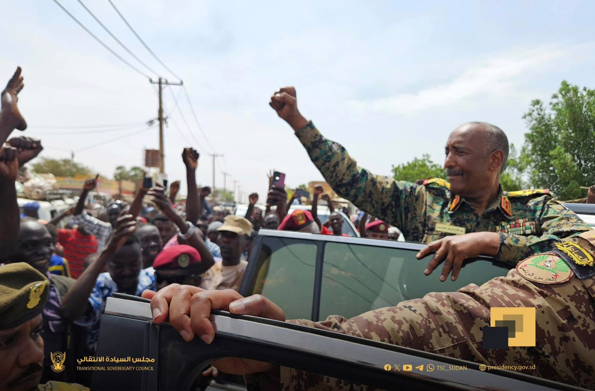 البرهان مع المواطنين