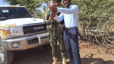 بالصورة.. الناشط البارز بالدعم السريع الفاضل منصور: (من يقولون لنا اذهبوا الي النيجر وتشاد لا يعرفون حتى اسماء الأشجار التي خلفنا) 2 619350847 122151319646894339 7406769256435630890 n