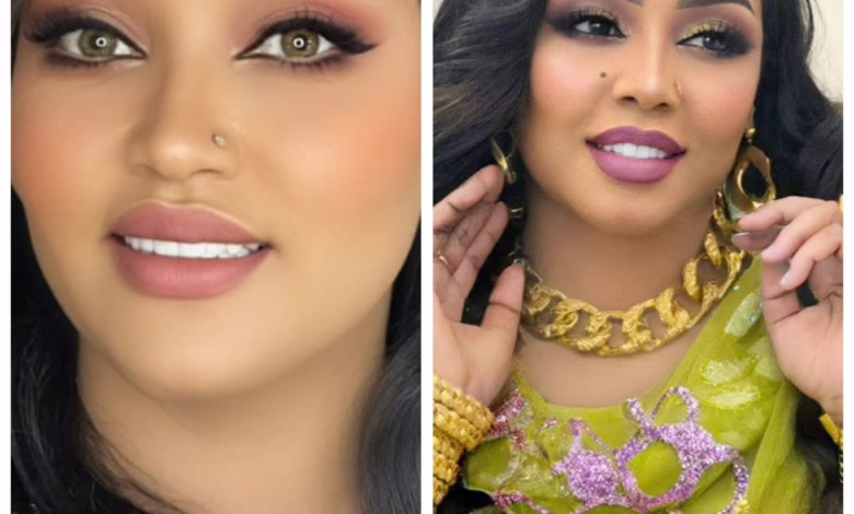 بالصورة.. الفنانة هدى عربي تتغزل في صديقتها الصحفية ومديرة قناة "البلد" فاطمة الصادق: (صحبتك البتحب اولادك دي محل تختها وين ما بتعرف) والأخيرة ترد: (عيب عليك نحن ما بينا شكر) 1 ac3ee86f 39b2 4e65 b78c 8faebdcc814b 2