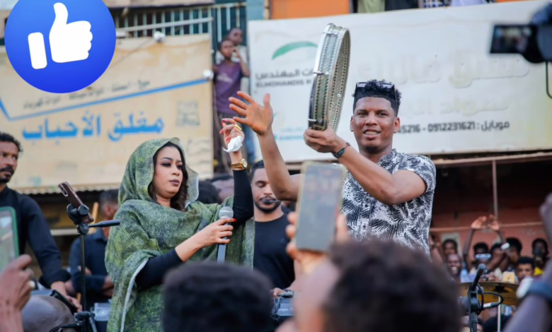 شاهد بالفيديو.. وسط حشود ضخمة وحراسة أمنية مشددة.. الفنانة إيمان الشريف تختتم حفلاتها الجماهيرية المجانية بحفل في شرق النيل 1 638047641 122166284576832089 6340349474006322994 n