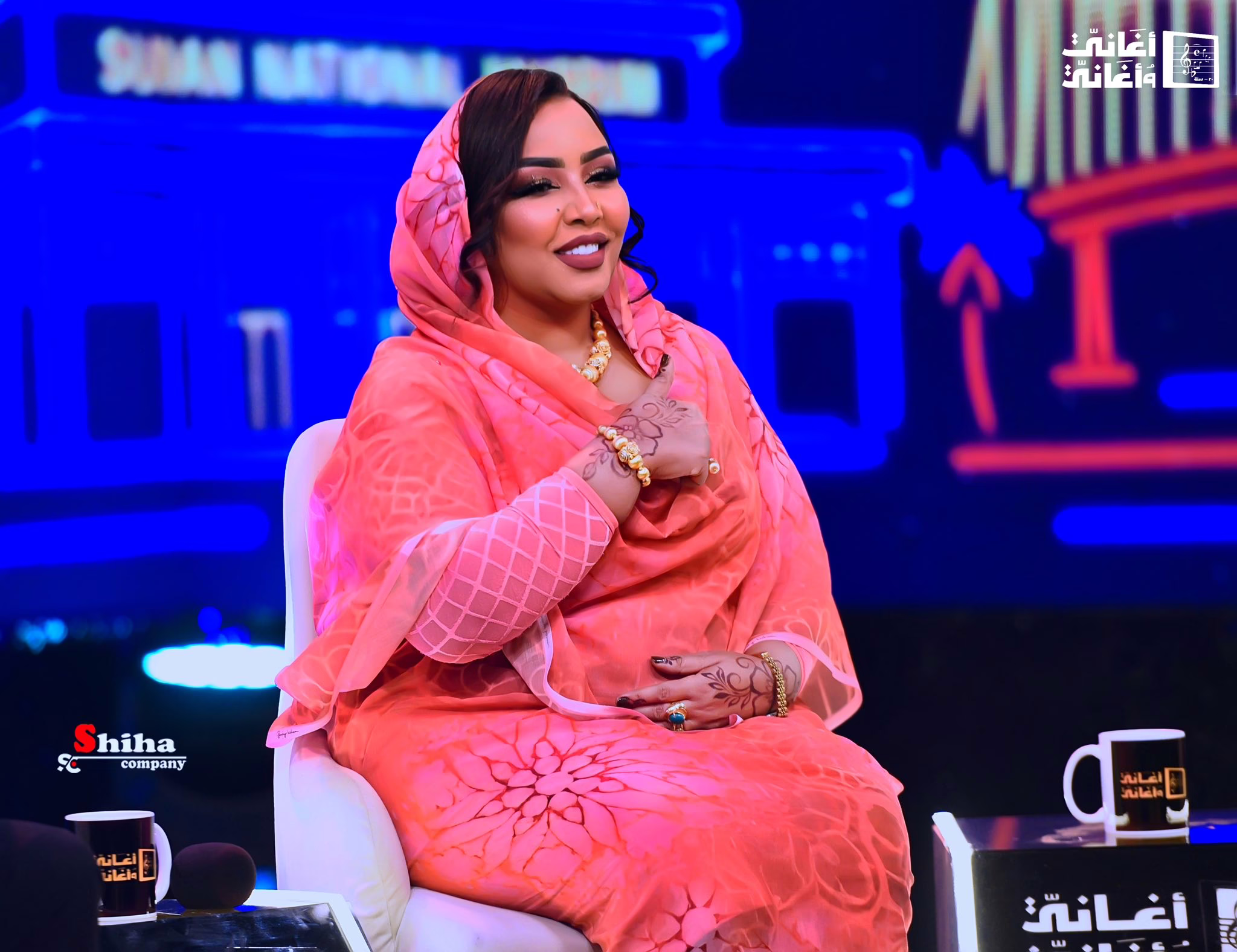 بالصور والفيديو.. الحلقة الثامنة من برنامج "أغاني وأغاني".. السلطانة تطرب الجمهور برائعة الحقيبة "القمري المظلل" وتشكر باحث اجتهد معها 15 641495510 2646751002373355 4003753647951738230 n