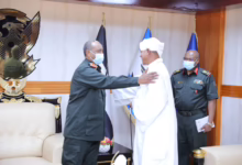 شاهد بالفيديو.. لدى مخاطبته جنوده.. زعيم قبيلة المحاميد موسى هلال: (نثق في الفريق البرهان نقف معه من أجل قضية الوطن) 3 IMG 20210505 WA0018