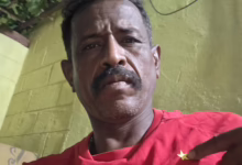 شاهد بالصورة.. ملك الطمبور يهنئ المريخ بالفوز بالديربي: (يمرض ولكن لا يموت.. طريقك أخضر يا زعيم) 7 النصري