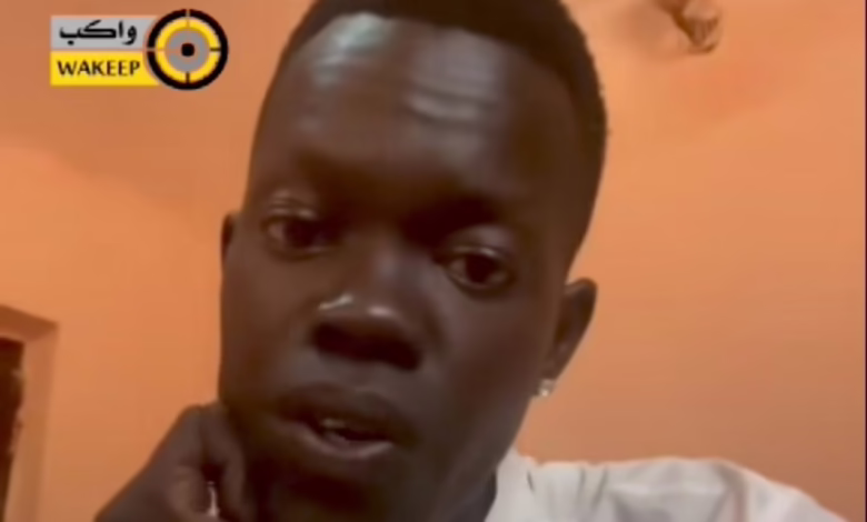 شاهد بالصورة والفيديو.. بصوت طروب وأداء جميل.. شاب جنوب سوداني يتغنى برائعة الحقيبة "قلبي همالو" 1 440c05a4 2224 4a8f 9bd7 4c43f3bd74bf