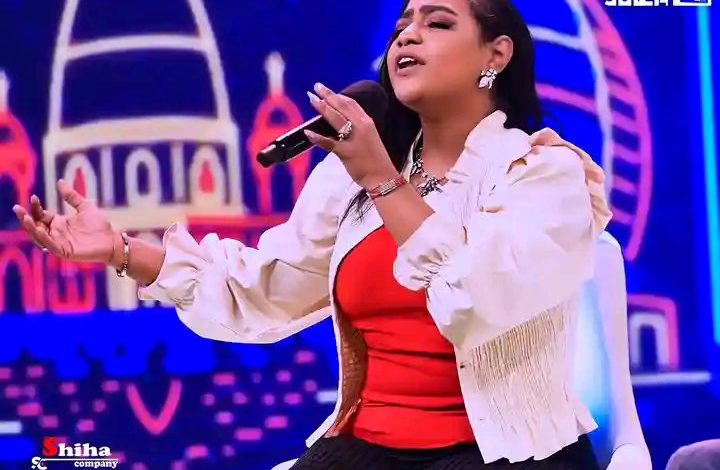 شاهد بالصور.. أزياء الفنانة منى مجدي في "أغاني وأغاني" تثير جدلاً واسعاً 7 650879715 1477066850449621 3419274415725669104 n