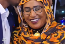 شاهد بالصور والفيديو.. جلسة صلح جديدة للفنان المشاكس.. الفنان شريف الفحيل يعتذر للشاعرة داليا الياس ويُقبل رأسها 5 651703626 3634731743333081 3432655246101813758 n