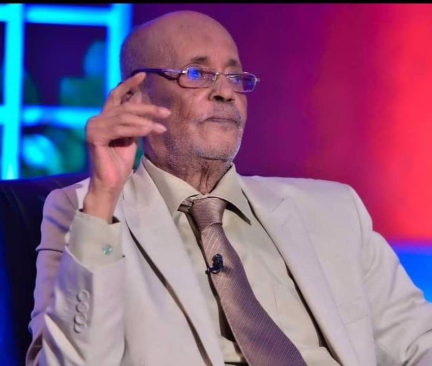 إبنة الشاعر والإعلامي الراحل السر قدور تنشر بيان بشأن أغنيات والدها وتهاجم قناة "البلد" بسبب الأسلوب الغير لائق 10 653874438 5334418383450272 8328962440434441052 n