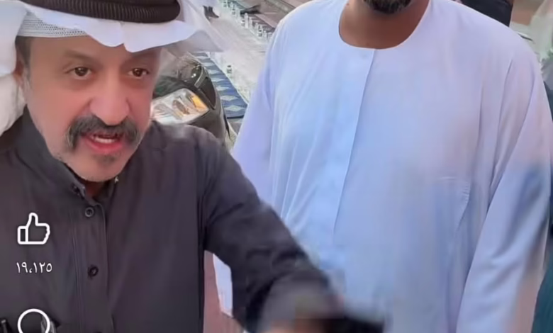 شاهد بالصورة والفيديو.. سوداني بالمملكة يقيم مائدة إفطار كبيرة تقديراً لمواطن سعودي محب للشعب السوداني والجمهور: (رفعت رأسنا يا كارب) 1 778f864c 7d86 4e27 a033 eae3b08486b6