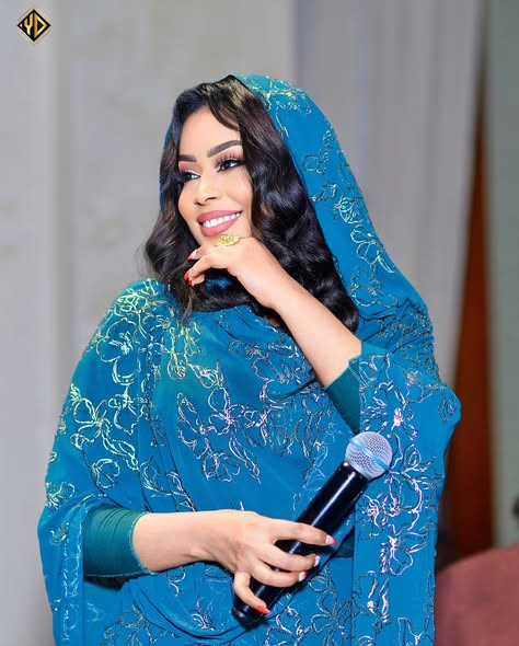 شاهد بالفيديو.. الفنانة إيمان الشريف تفاجئ جمهورها بظهورها "عروساً" مع ممثل مصري معروف 10 ايمان الشريف جديد2