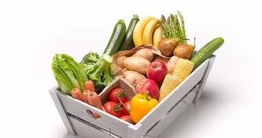 الفواكه والخضروات مفيدة إذا عرفت كيف تأكلها.. تعرف على أفضل الطرق الصحية 2 202604020210281028 10591