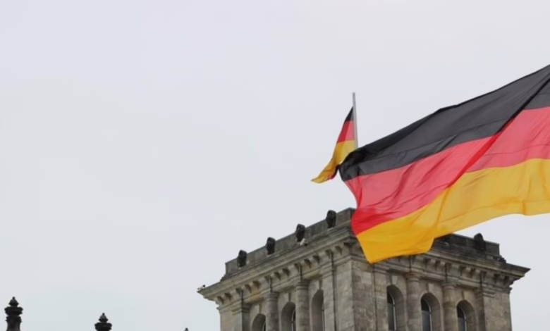 جدل سياسي واسع قبيل مؤتمر برلين ومعسكر الجيش السوداني يلوّح بالمقاطعة 1 2356633 1140x567 1