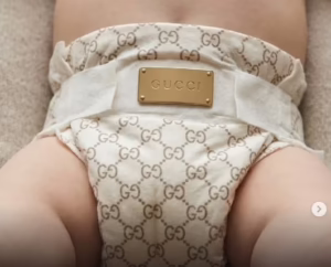 47071 حفاضة أطفال بتوقيع جوتشى