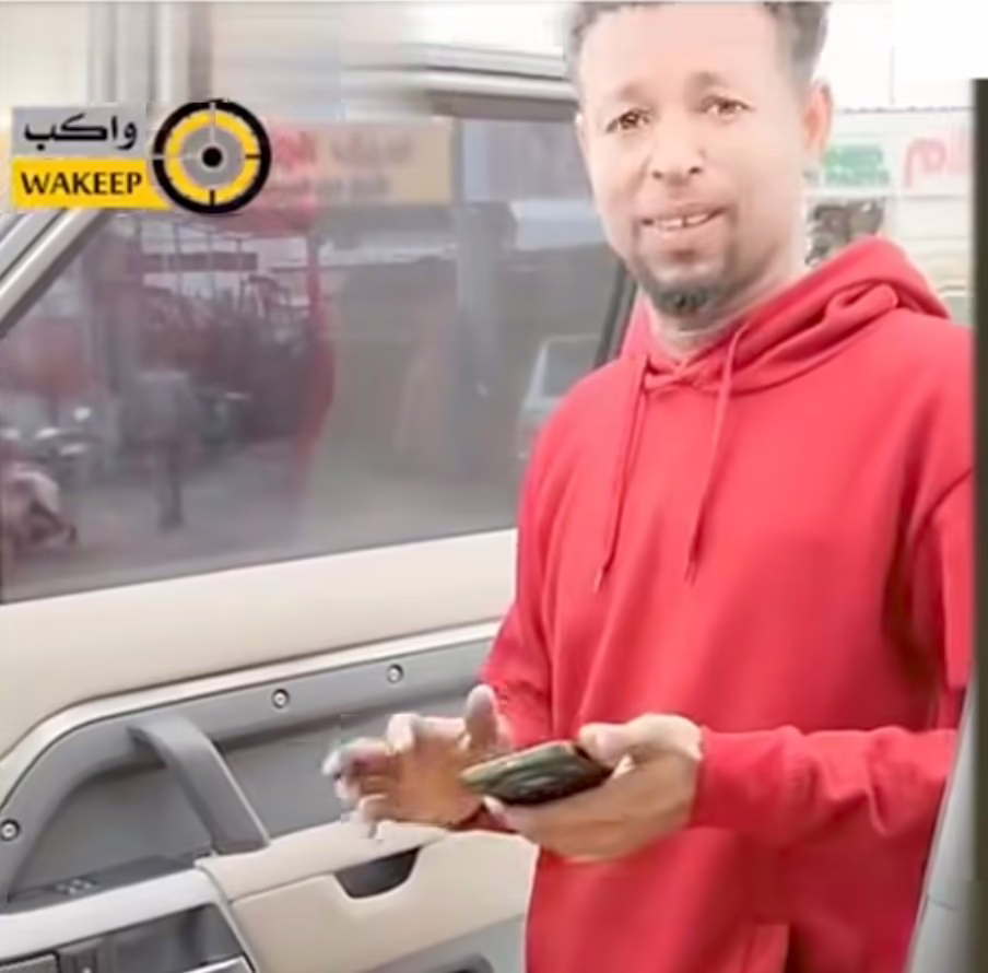 9cede9c1 b582 41ba 9bda dbb5aefae6a5