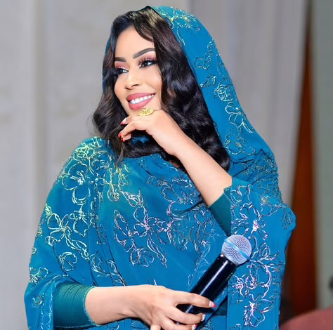 شاهد بالفيديو.. الفنانة إيمان الشريف تفاجئ جمهورها بظهورها "عروساً" مع ممثل مصري معروف 1 ايمان الشريف جديد2