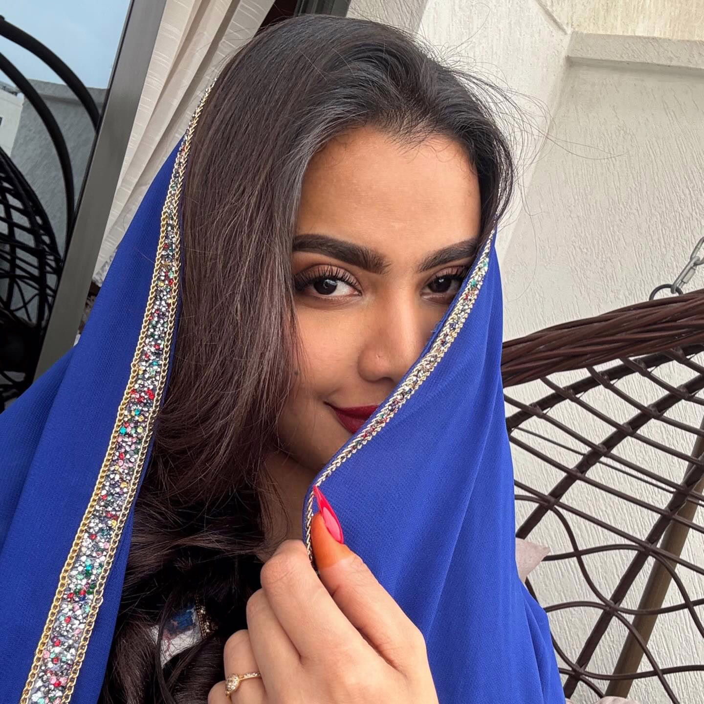 شاهد بالصور.. الحسناء السودانية "لوشي" تخطف الأضواء بأحدث إطلالة لها و"اللوايشة" يتغزلون: (أعلى الجمال تغار منا؟) 7 لوشي طرحة