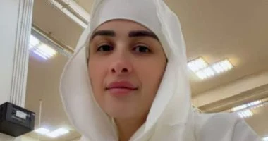 ياسمين عبد العزيز تؤدى مناسك الحج.. 2 202605260226402640 196