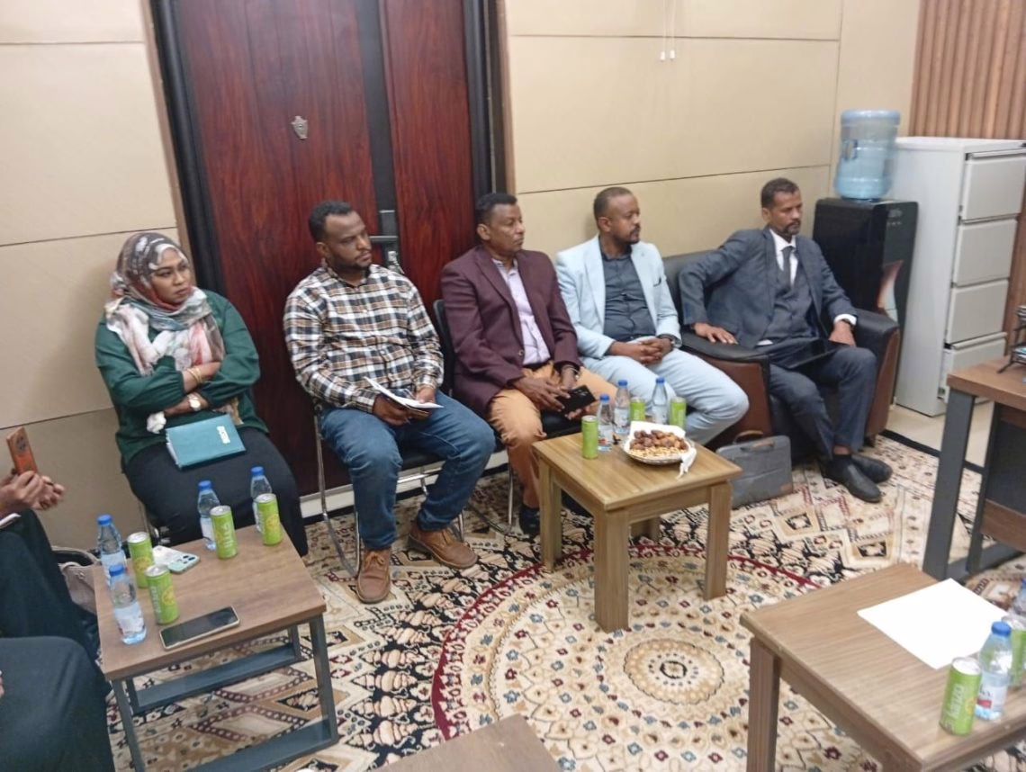 بحث تعزيز التعاون بين الثروة الحيوانية وشركةالأصول الذهبية السعودية 10 702275571 1018066377241734 5544719112312139809 n 1140x858 1