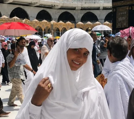 صورة.. ما هي الرسالة التي كتبتها الصحفية سهير عبد الرحيم لخادم الحرمين الشريفين وتسببت في غضب السفير السعودي بالخرطوم؟ 3 709821498 981822347928509 7544604623108725769 n