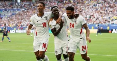 ساكا يصنع التاريخ مع إنجلترا.. رقم قياسي غير مسبوق في البطولات الكبرى 2 202607190245504550 381