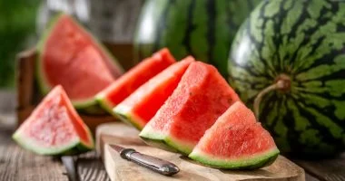 عميد معهد القلب الأسبق يحذر من حرارة الجو وينصح بتناول عصير القصب والبطيخ 2 20260720113002302 169