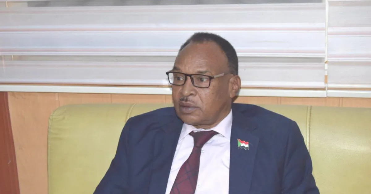 وزير الشباب والرياضة يخاطب كورس حكام كرة القدم بجامعة السودان 2 FB IMG 1784122841807