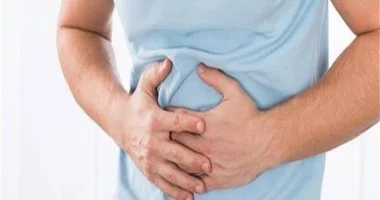 قرقرة المعدة ليست دائمًا جوعًا.. طبيب يكشف الأسباب الحقيقية لأصوات البطن 2 201912210729412941 1