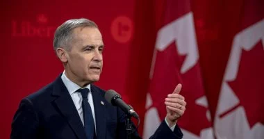 انهيار مفاوضات التجارة بين أمريكا وكندا تشعل حرب رسوم جديدة بـ50% 2 20250310032200220