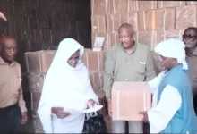 تدشين توزيع الكتاب المدرسي للمرحلة الابتدائيه بكسلا 26 FB IMG 1785765020919