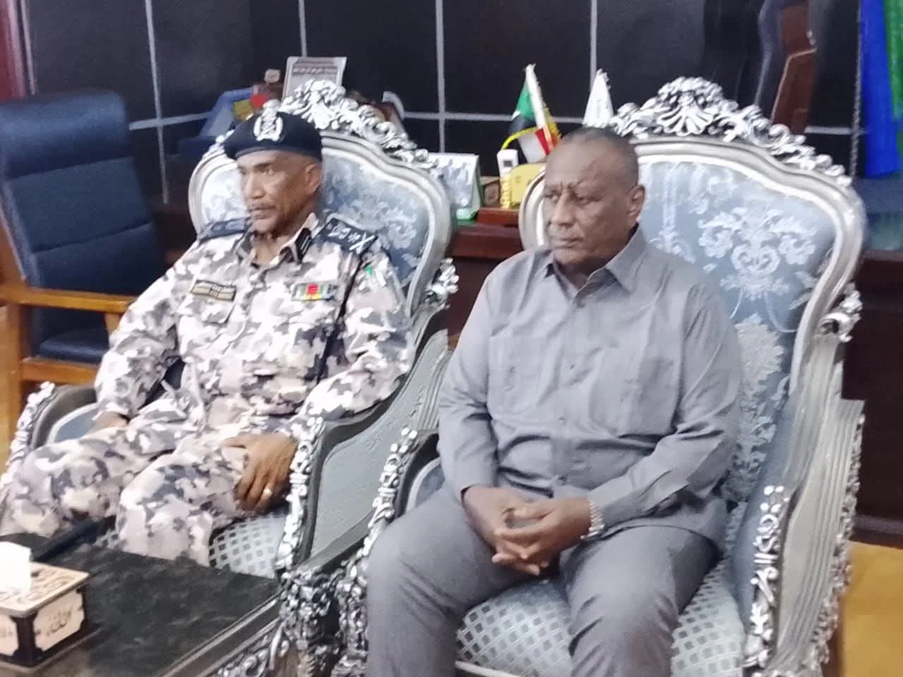 والي الجزيرة يشيد بدور الدفاع المدني في إزالة مخلفات الحرب عقب التحرير 10 FB IMG 1786017808831