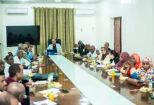 مجلس عمداء جامعة النيل الأبيض يطمئن على انتظام الدراسة ويؤكد جاهزية الجامعة للتقديم الإلكتروني 35 FB IMG 1787143010041