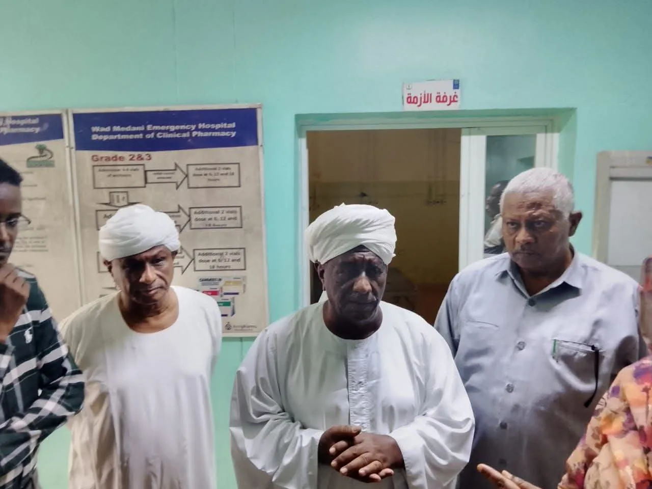 والي الجزيرة يتفقد عدد من المؤسسات الصحية والخدمية 10 FB IMG 1788014348681