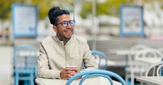 أيمن منصور: راجع مصر قريب وهرجع للتمثيل 3 20260921100022022 363