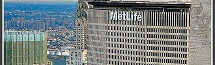 بالفيديو.. لحظة هدم ناطحة سحاب بدقة شديدة في الصين 10 1110