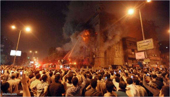 تعرف على السبب الغريب لإشعال رجل إطفاء 30 حريقا عمدا 1 1309