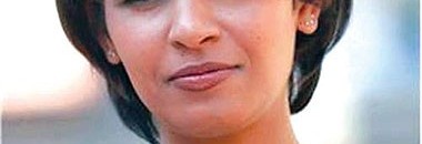 فيديو: الديمقراطية والحريات تقود نانسي عجاج للغناء في تونس بالثوب السوداني ورواد المواقع ينبهرون (بعقلها) 11 1371