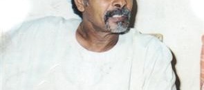 ماذا لو حاولت أن تقرأ نصاً شعرياً مجرداً مما تكسوه ألحان هذه الأغنيات وبراعة توزيع وأداء الموسيقار عركي؟ 11 1375