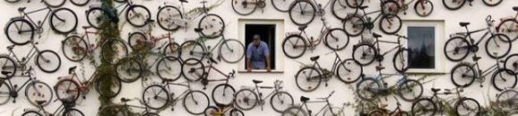 يوجد بالعمارة محل لتاجير و بيع و صيانة الدراجات اسعارنا لا تنافس اغتنموا الفرصة !! 26 2026