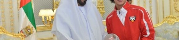 رئيس الإمارات الشيخ خليفة يستقبل نجم المنتخب عمر عبد الرحمن الفائز بكأس الخليج 26 2859